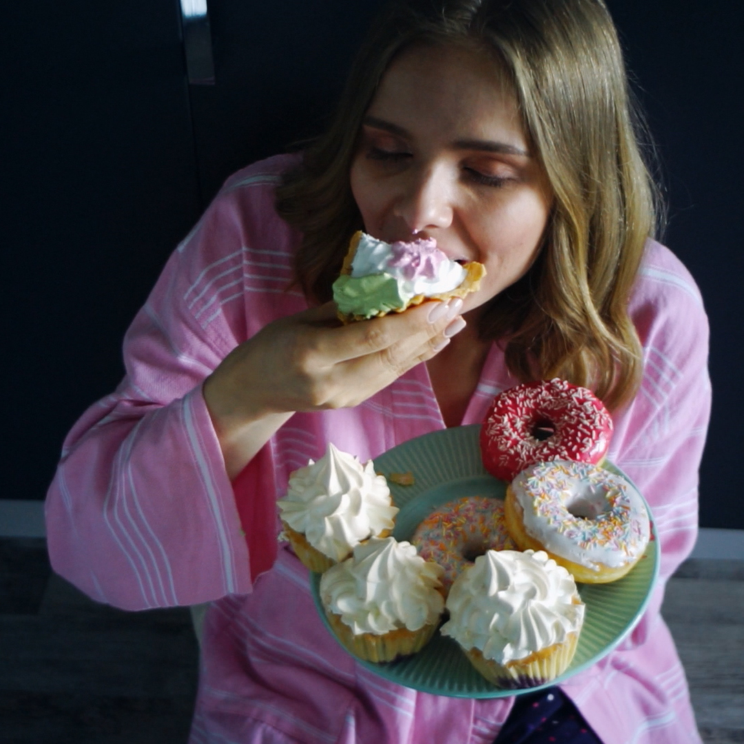 Ansiedade e Emagrecimento: Por Que Descontamos no Doce e Como Vencer Esse Ciclo