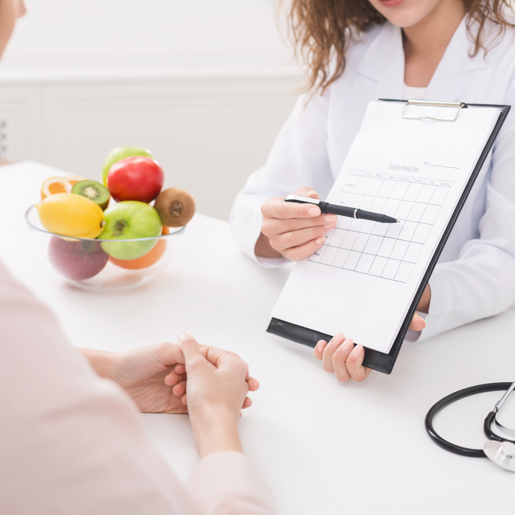Consulta de acompanhamento nutricional com monitoramento de evolução